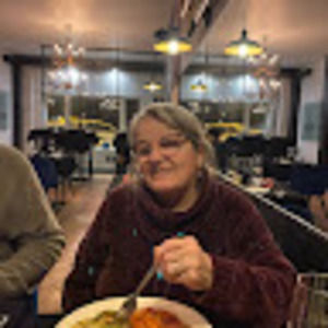 Meet your Posher, Daniele